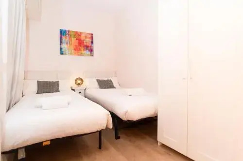 Apartment Bright Sagrada Familia