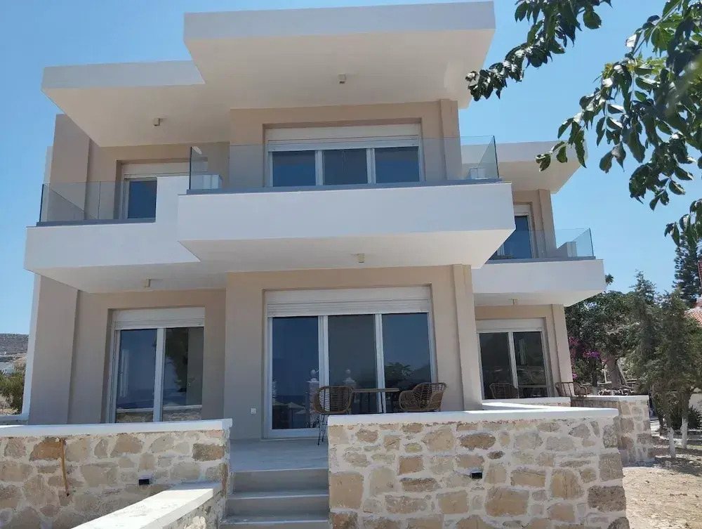 Tamaris Suites