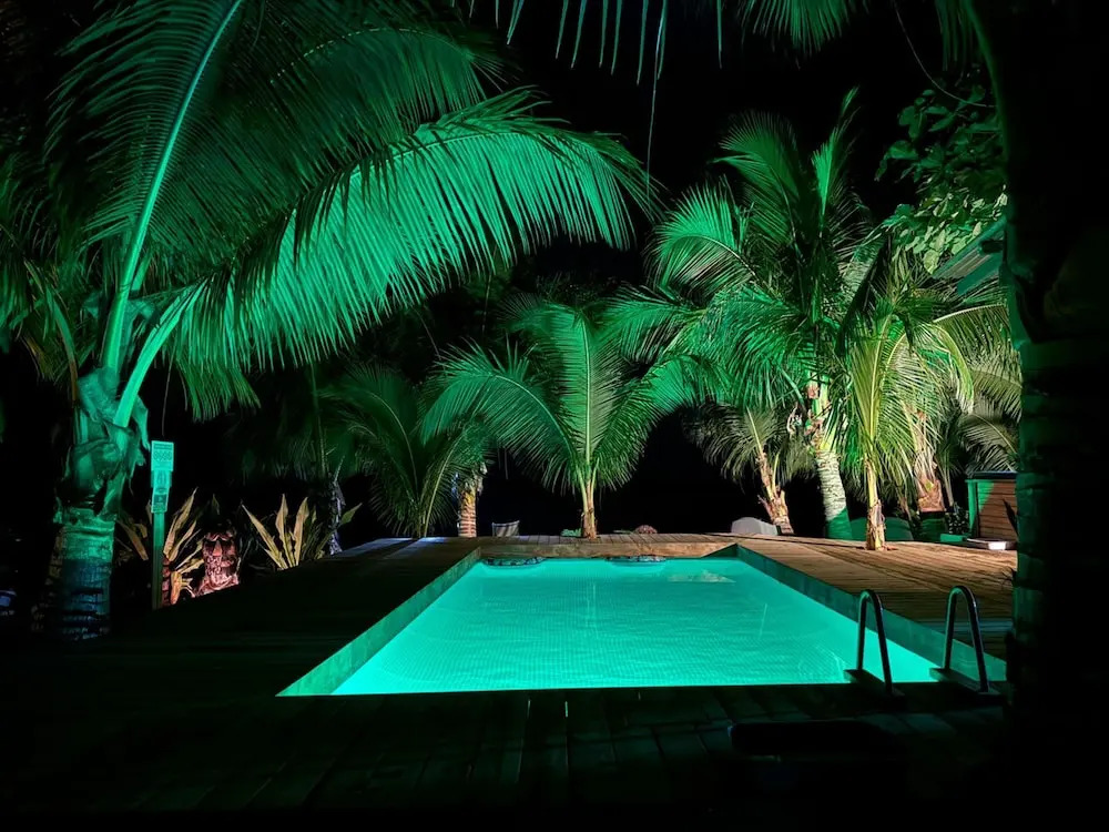Beachfront 4BR Home With Pool in Moorea