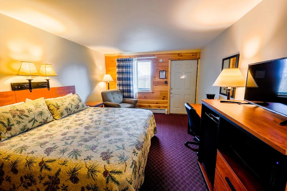 Moose Mountain Inn