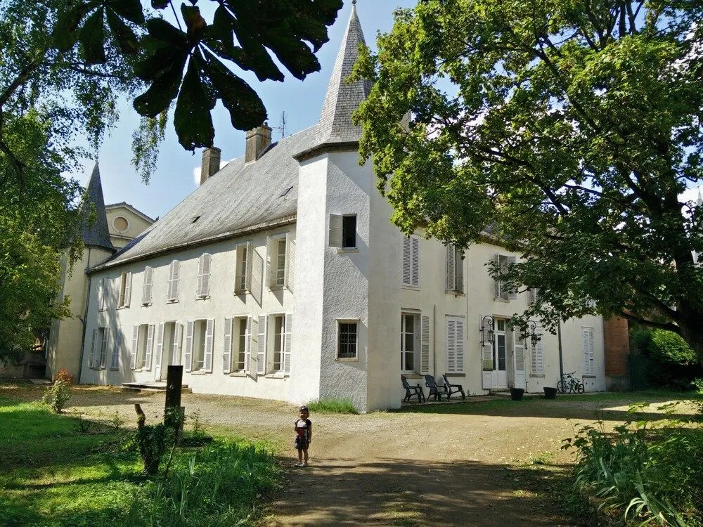 Château de Seurre No Boring People