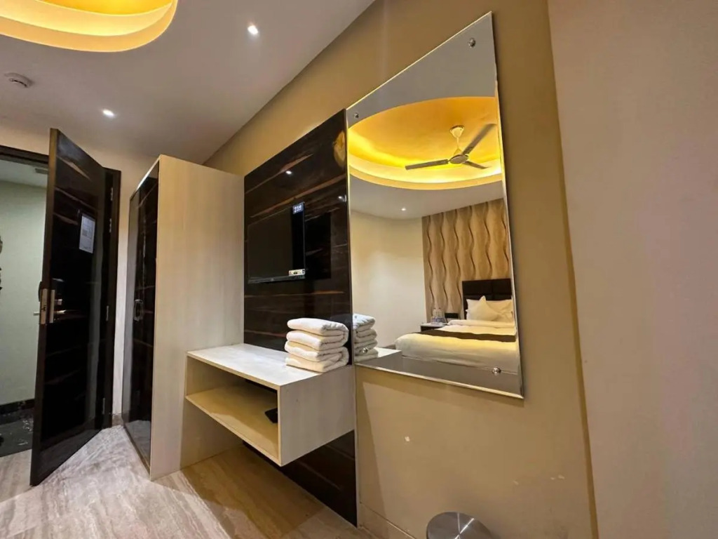 Hotel Hardik Palacio