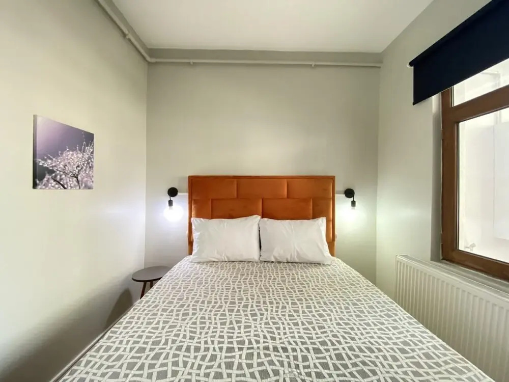 Central Flat With a Shared Terrace in Beyoglu