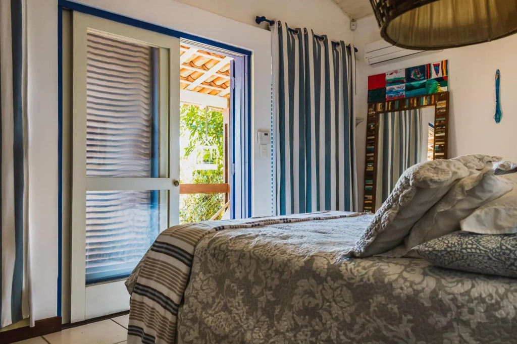 Casa Pé Na Areia Na Praia Da Armação Em Ilhabela