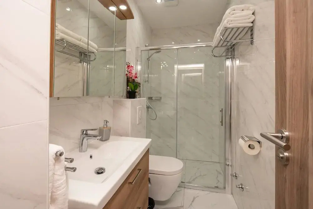 Xxxl Villa Ancora For 262 Guests