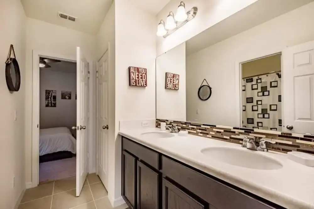 Fantastic 4 Bed 3 Bath Villa