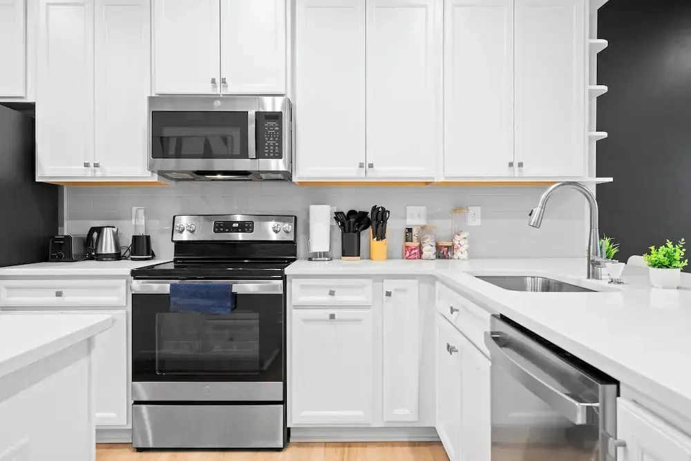Luxe King 3BR Townhouse Uptown Charlotte
