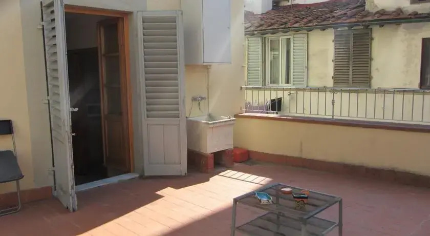 Appartamento Ponte Vecchio 1 (Via De' Castellani 8)
