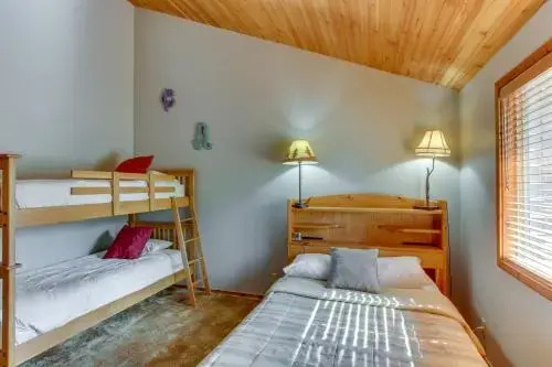 Yellow Rail 10 - Meredith Lodging