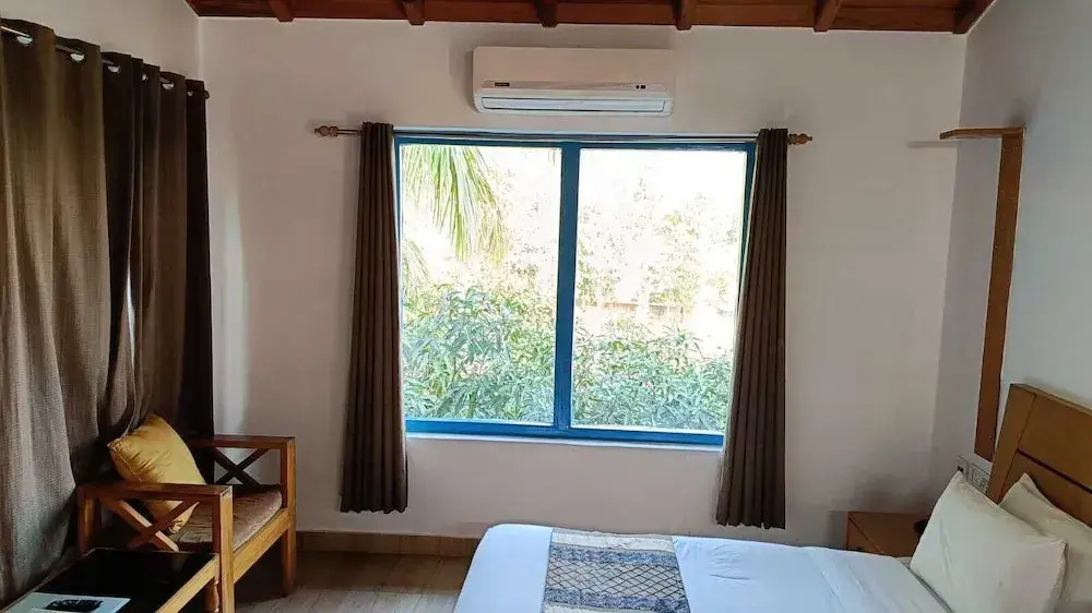 Bento Corbett Woods Resort