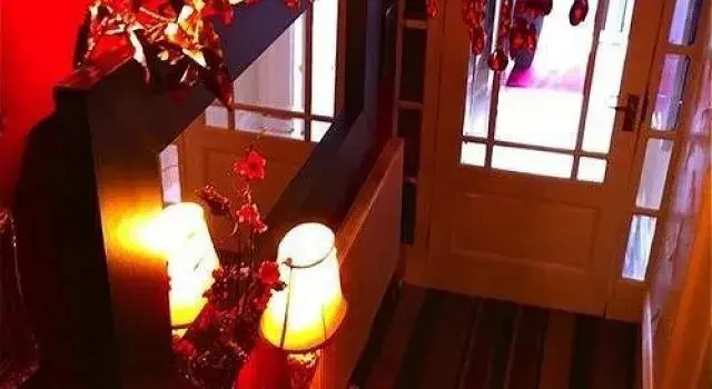 Delovely Hotel