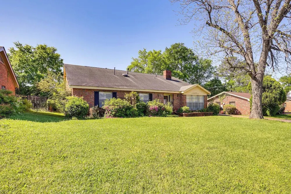 Spacious Downtown Montgomery Home w/ Yard, Patio