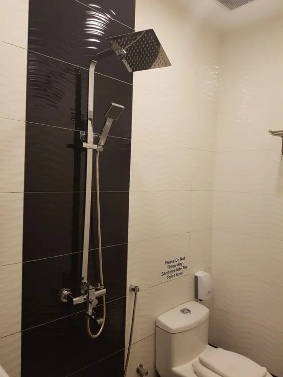 De Kpmj Boutique Hotel