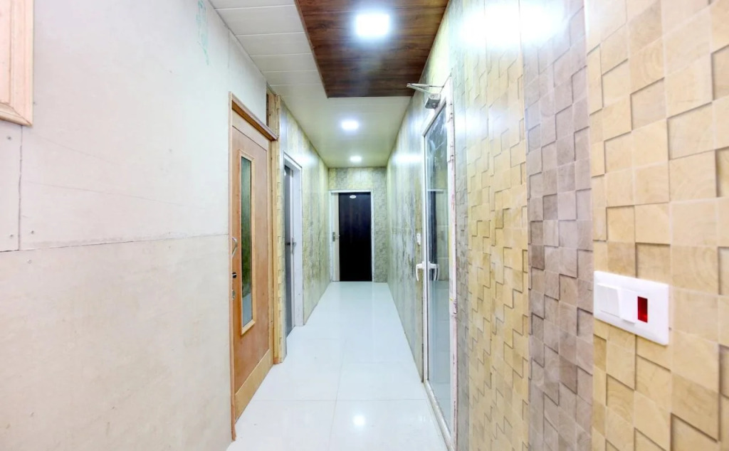 Hotel Sartaj By OYO Rooms