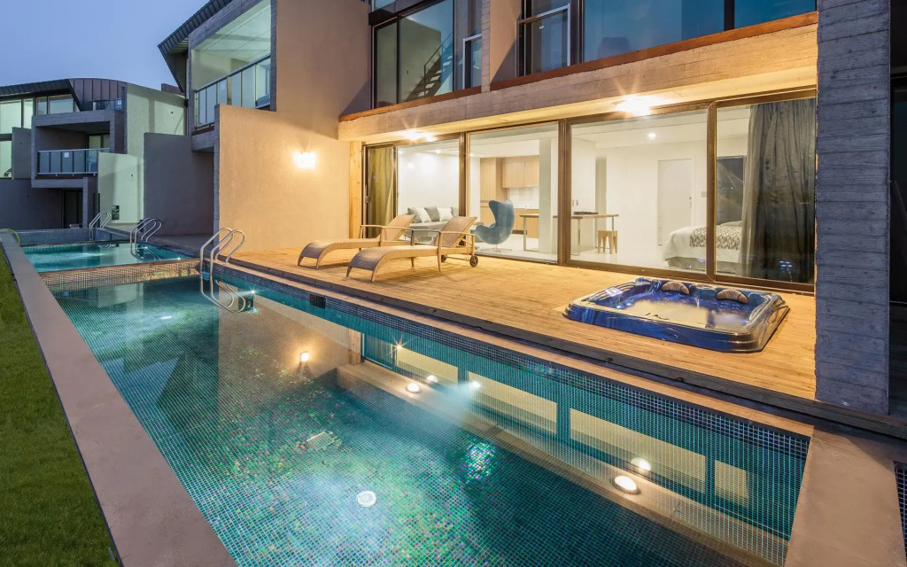 The Cloud Pool&Spa