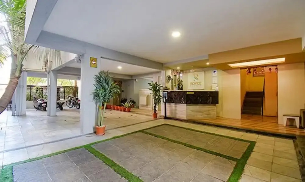 Fabhotel Rs Apartment