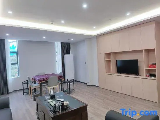 Runli Hotel