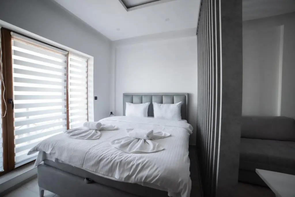 NLux 10 Apartment