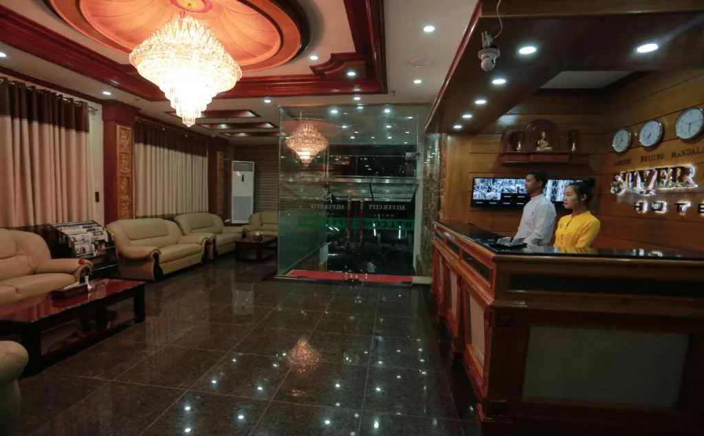 Silver City Hotel