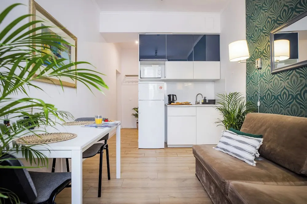 UnitApartments Studio Warszawa Zachodnia - blisko komunikacji lotnisko Chopina Blue City MGR