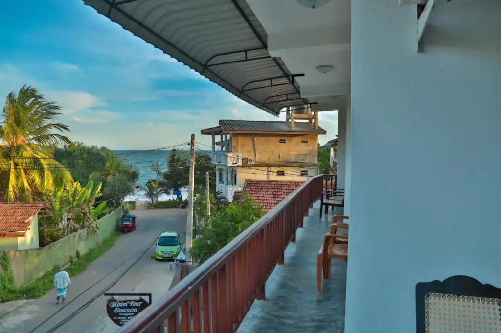 Four season Guest house