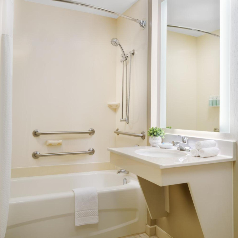 SpringHill Suites by Marriott Manchester-Boston Regional Airport