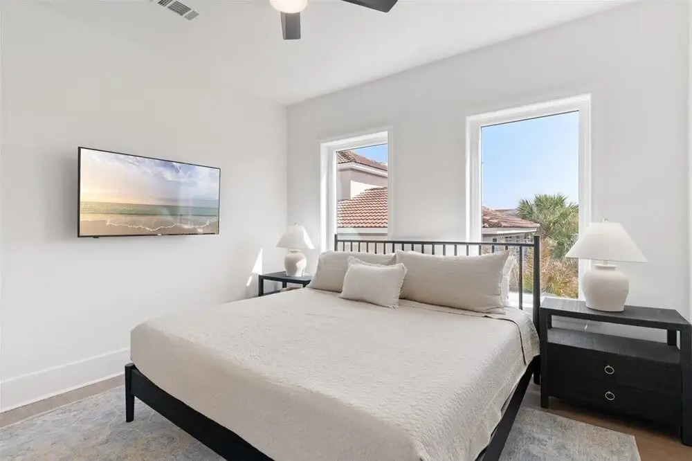 Surf And Sound 6 Bedroom Home