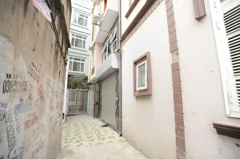 Ruby Lakeview homestay
