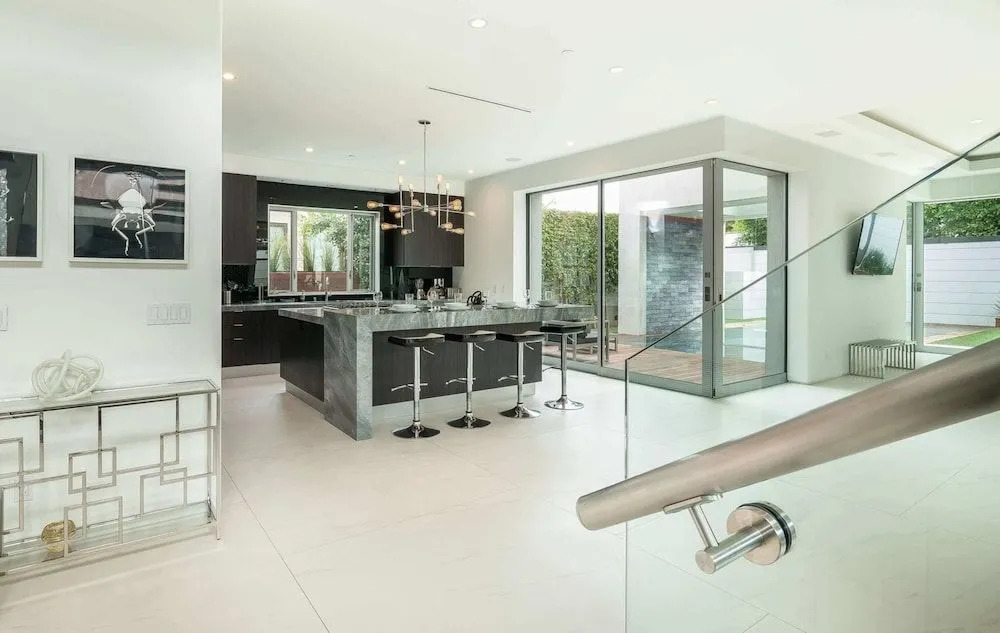 Villa Ever