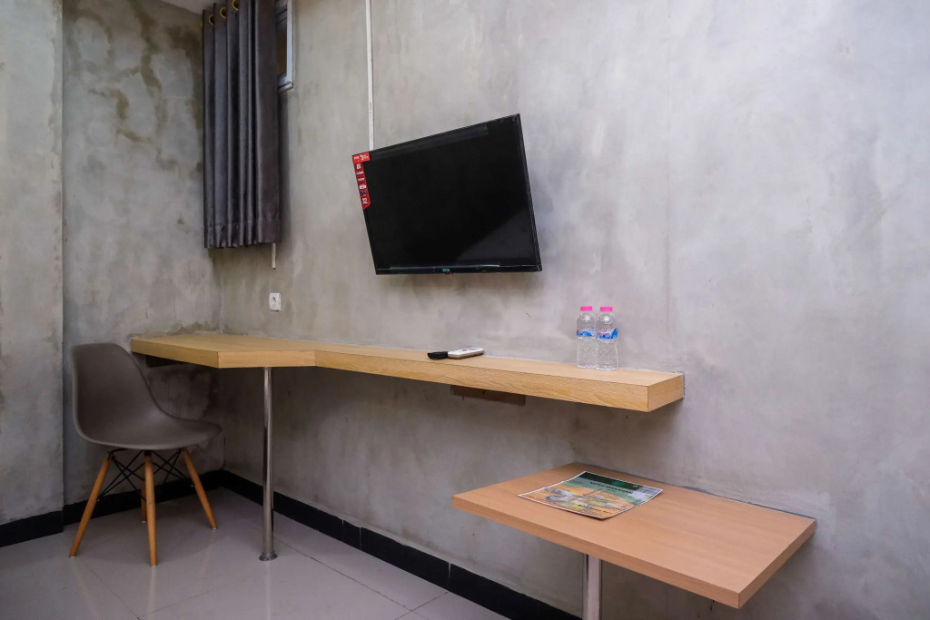 Urbanview Hotel Artamara Tegal