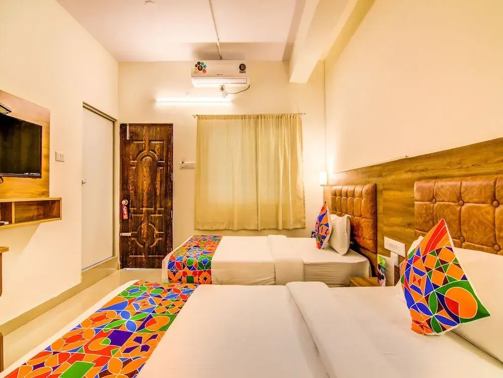FabHotel Prasad Residency