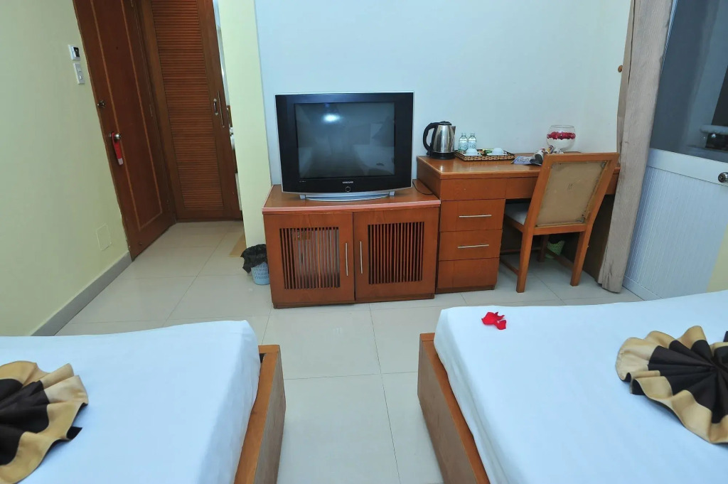 Amity Hotel