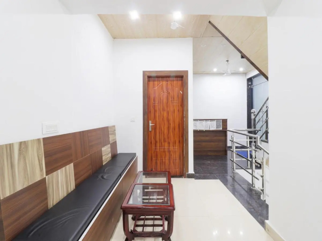 Fabexpress Kalsia Home Stay