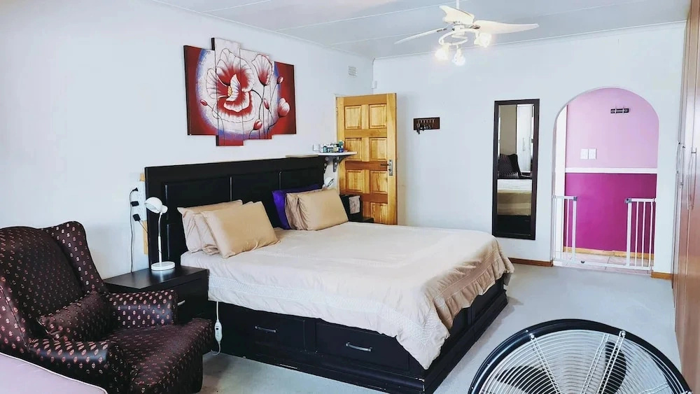 Cozy & Peaceful Home Perfect for Work or Relaxation