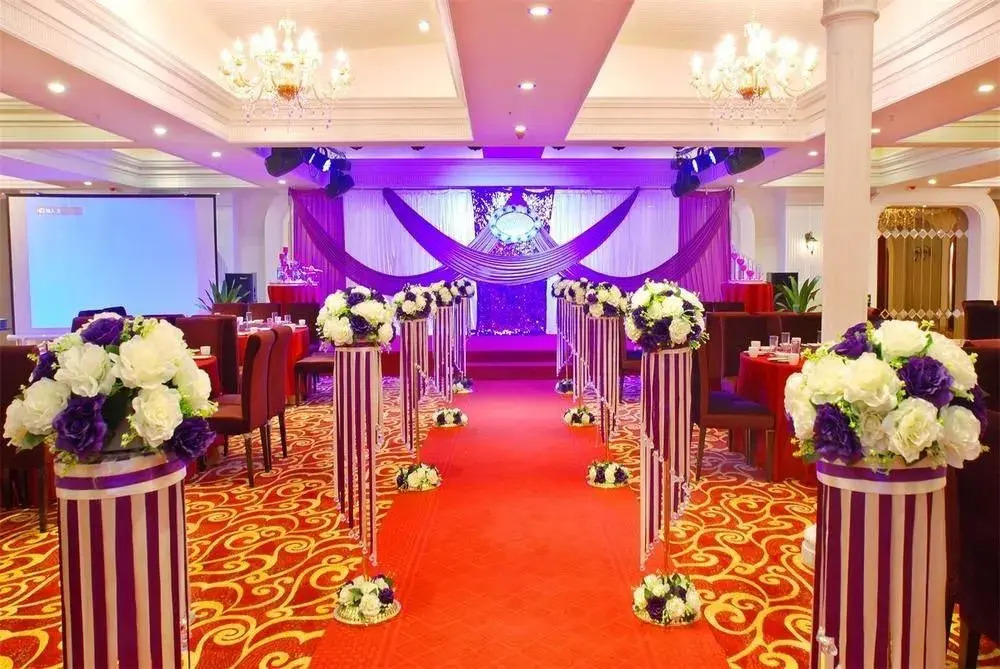 Guxiang Runtu Business Hotel