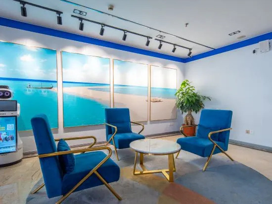 Aegean Art Hotel (Chaozhou People's Square Fortune Center)