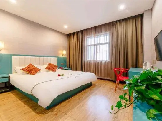 Fuzhiyuan Hotel (Zhengzhou Manhattan Minfei Road Subway Station)