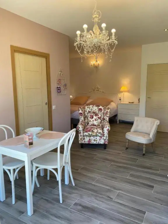 "Le Cottage" Appartements avec SPA privatif