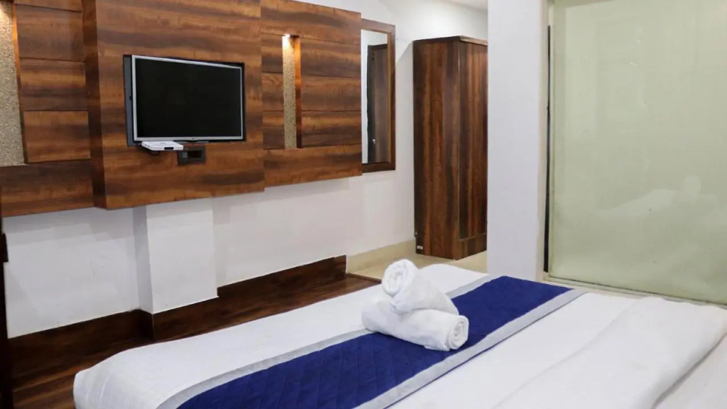 AK Continental - Mcleodganj