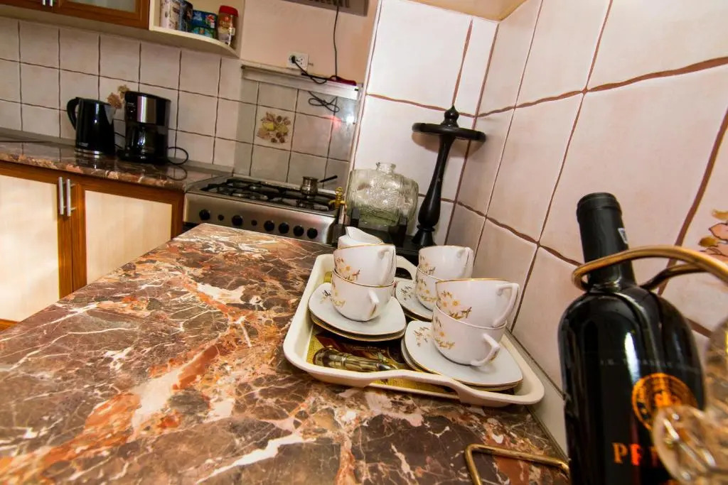 High-end 3BR Apartment - Private Garden, Terrace & BBQ