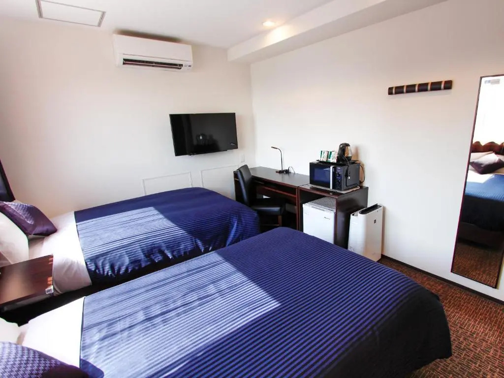 HOTEL LiVEMAX Osaka Dome Mae Hotel