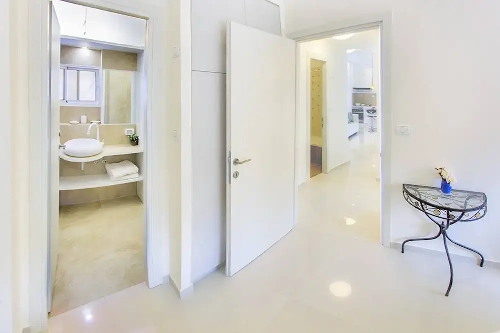 Luxury In German Colony, 3 Bedroom