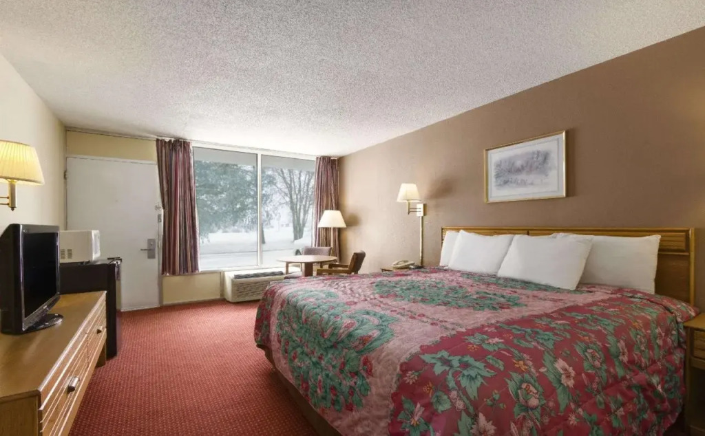 Days Inn White House