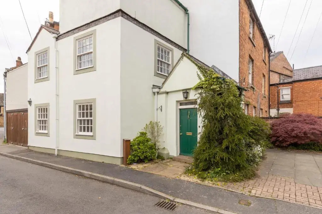 Period Oakham Town House - HOT TUB package available