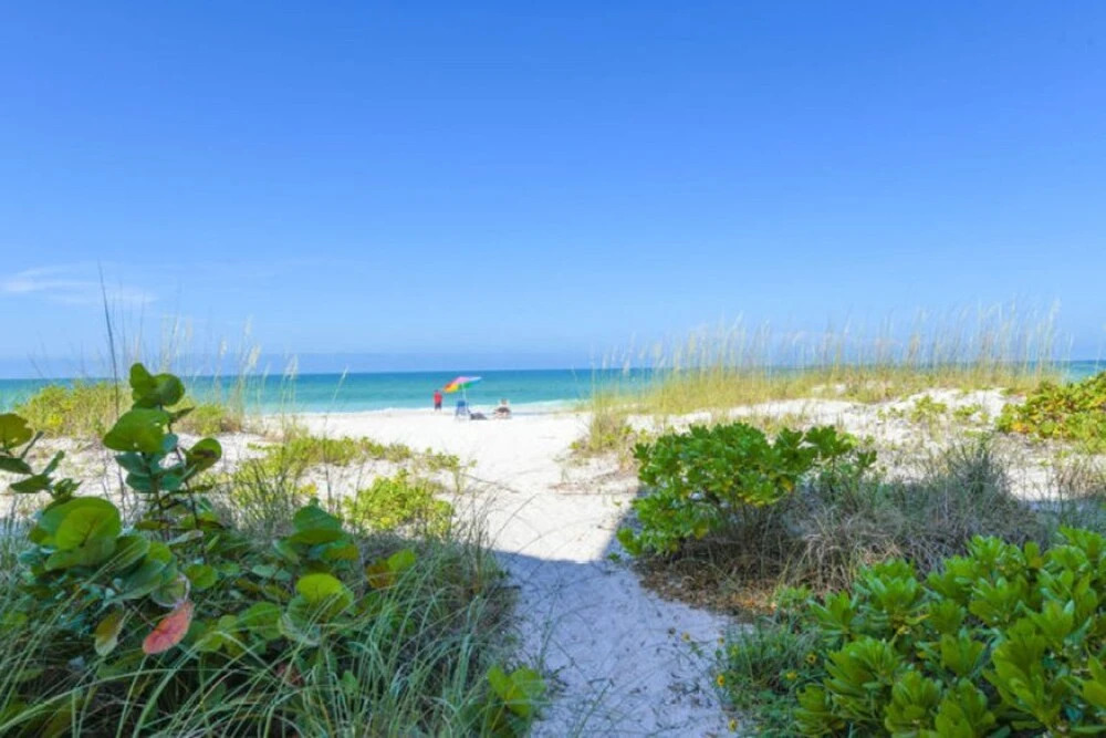 Coquina Beach Club 104 Condo