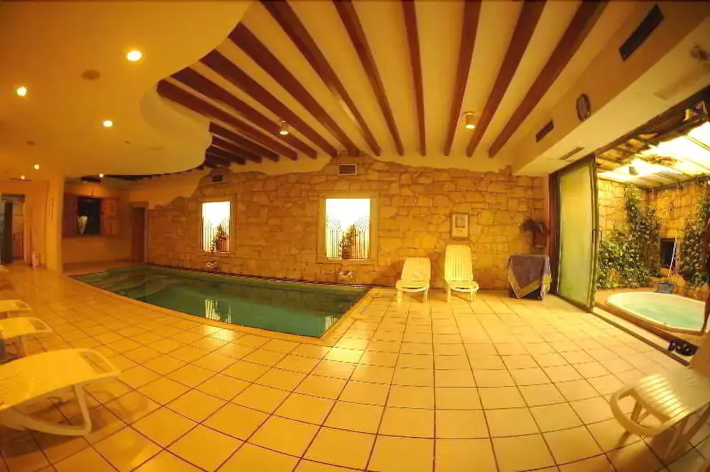 Asia Royal Suite