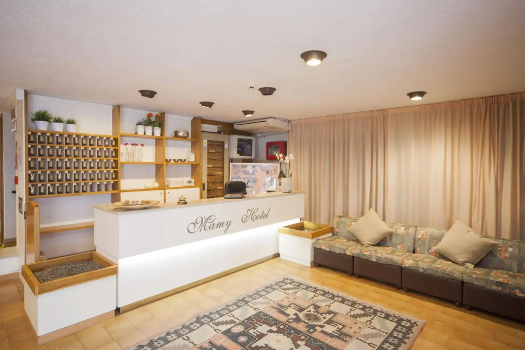 Hotel Mamy