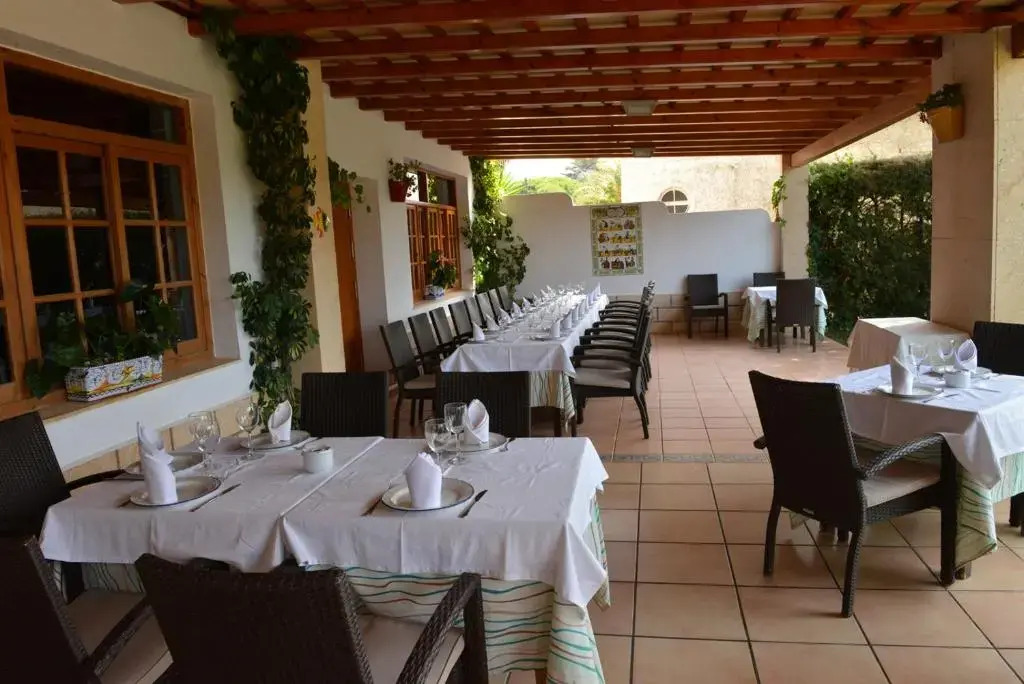 Apartamentos Turísticos Cabo Roche