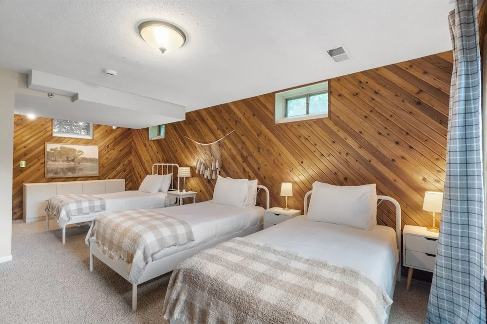 Woodland Hollow