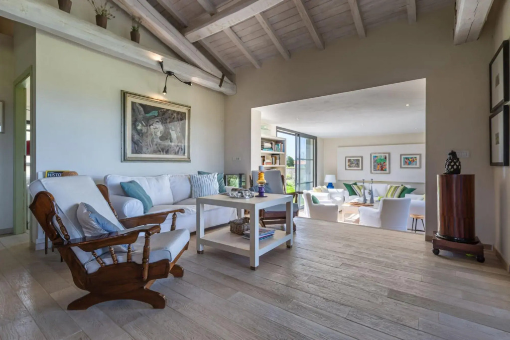 Villa Flaminia in Capalbio area is a comfortable and modern 2-story villa with a private pool, locat-Villa Flaminia